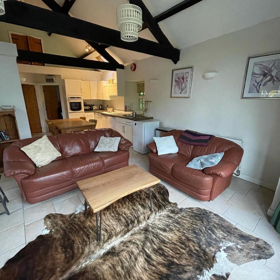 Вилла Crug Yr Eryr Isaf Llandysul Экстерьер фото