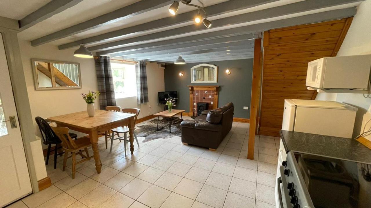 Вилла Crug Yr Eryr Isaf Llandysul Экстерьер фото