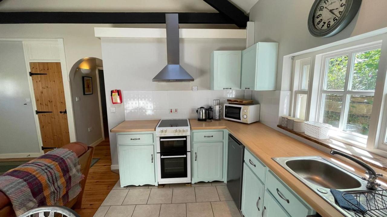 Вилла Crug Yr Eryr Isaf Llandysul Экстерьер фото