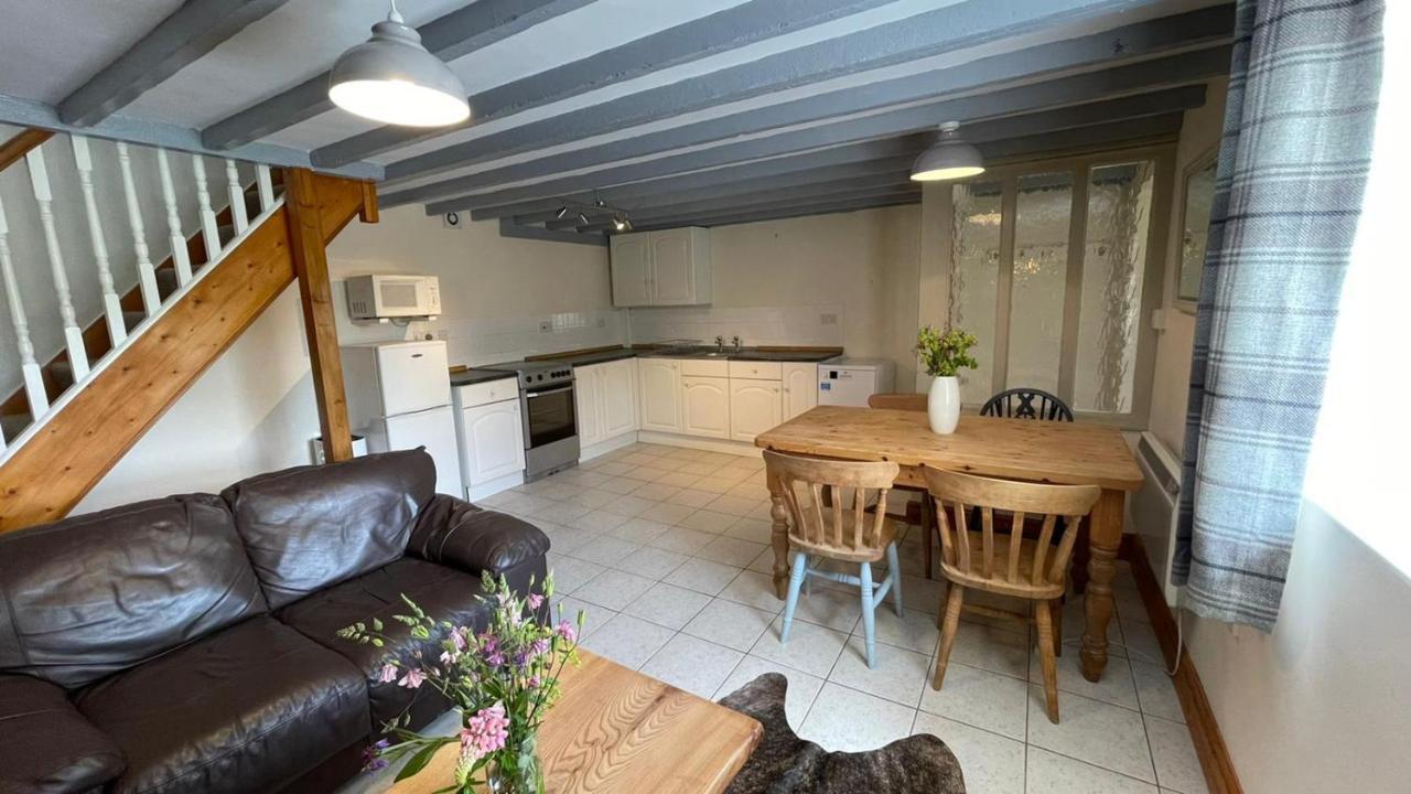 Вилла Crug Yr Eryr Isaf Llandysul Экстерьер фото