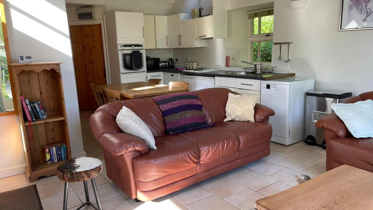 Вилла Crug Yr Eryr Isaf Llandysul Экстерьер фото