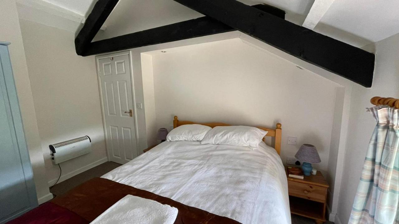 Вилла Crug Yr Eryr Isaf Llandysul Экстерьер фото
