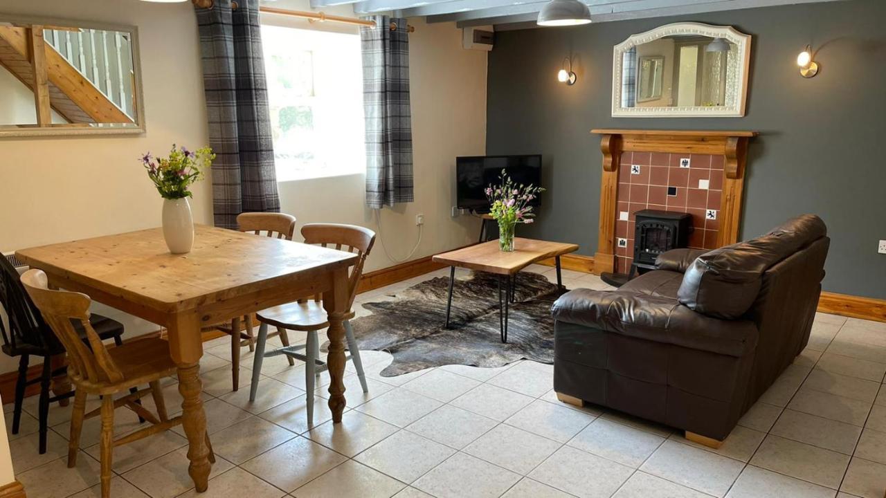 Вилла Crug Yr Eryr Isaf Llandysul Экстерьер фото