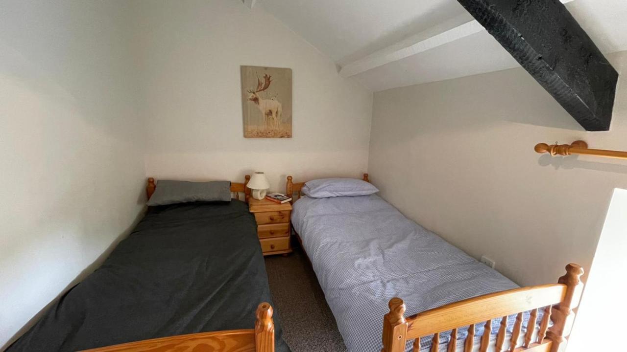 Вилла Crug Yr Eryr Isaf Llandysul Экстерьер фото